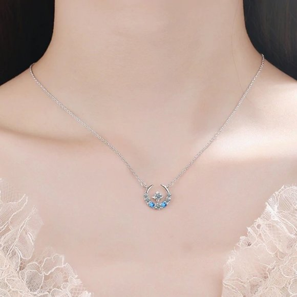 NEW 925 Sterling Silver Diamond Moon Star Necklace - Picture 2 of 2